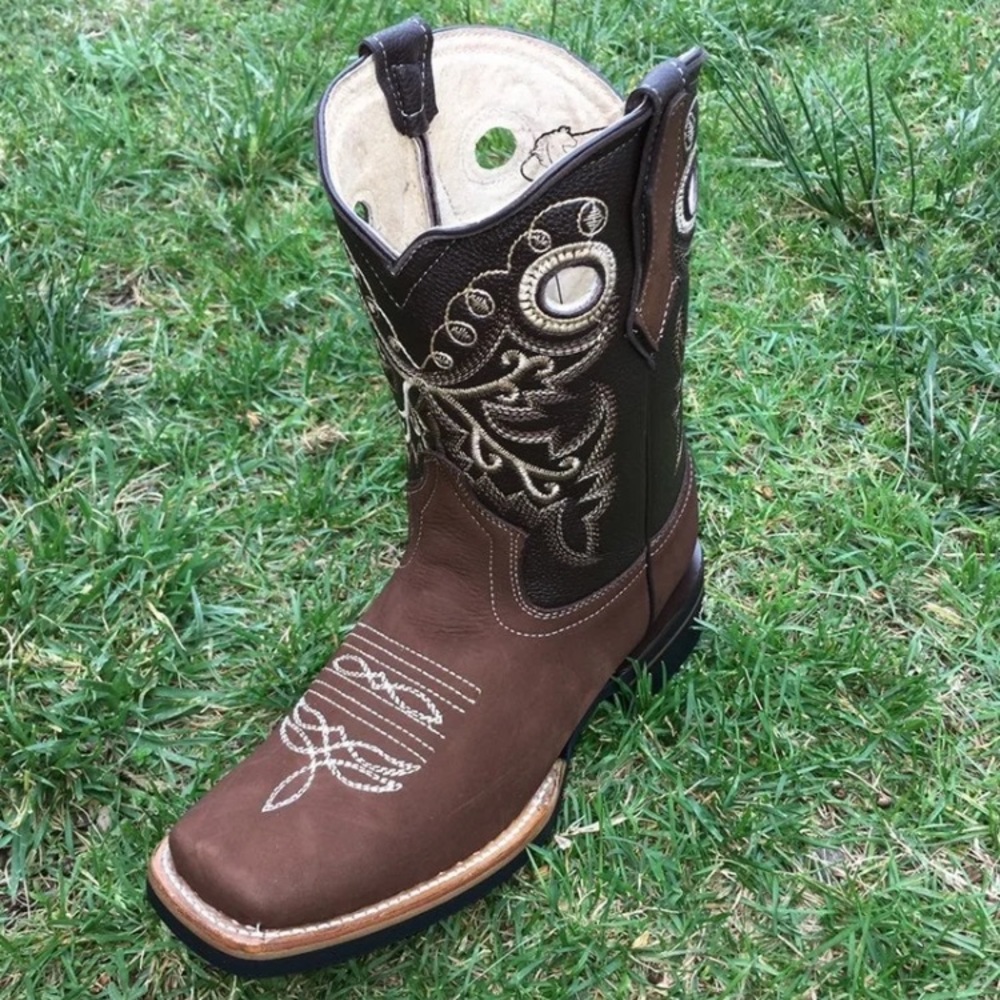 Women’s Cowgirl Boots
